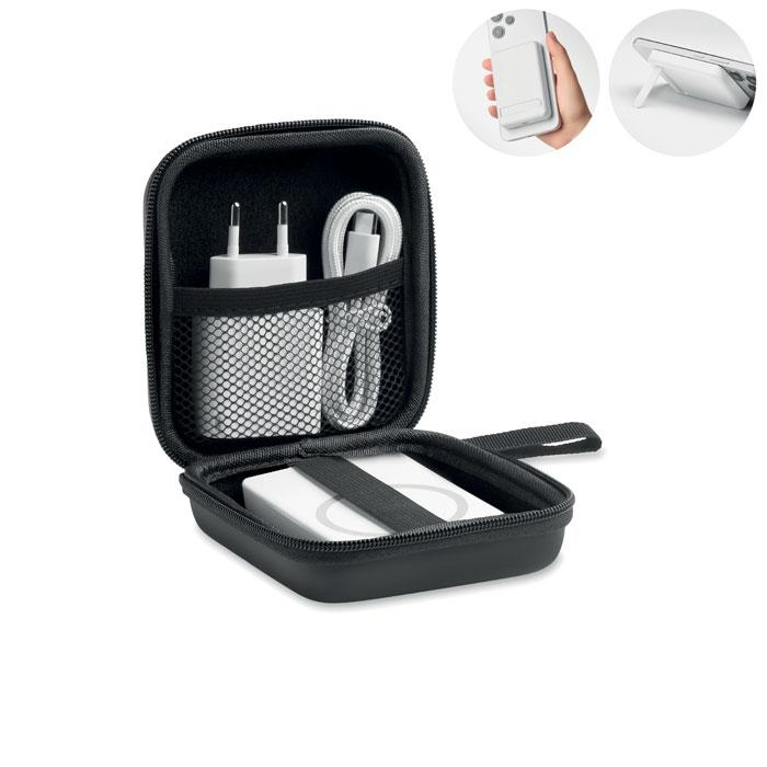 Magnetyczny powerbank 5000mAh MO3177-06 – widok z przodu